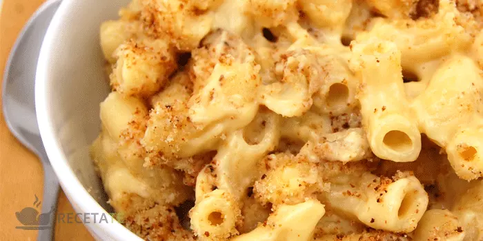 Macarrones con Queso Macarrones con Queso